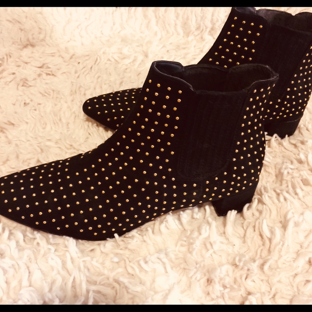 Gold studded booties - Picture 8 of 8